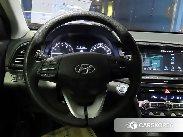 Hyundai The New Avante AD id 2523184 из Кореи 17