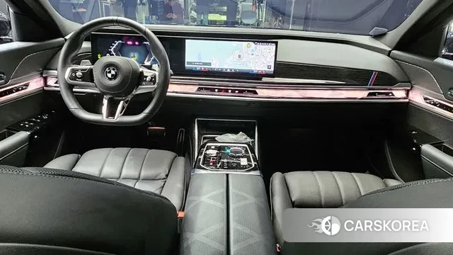 BMW 7 Series (G70) id 3757794 из Кореи 17