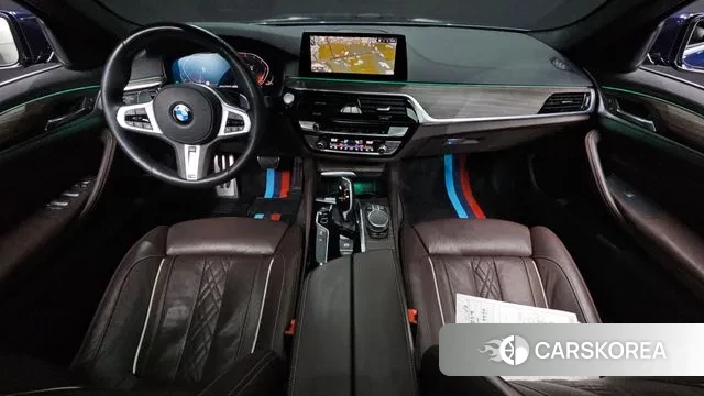 BMW 5 Series (G30) id 3703321 из Кореи 17