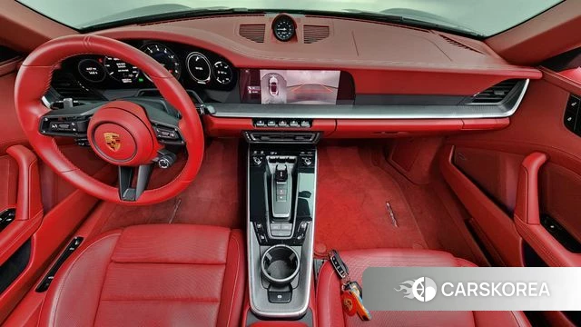 Porsche 911(992) id 3879080 из Кореи 17