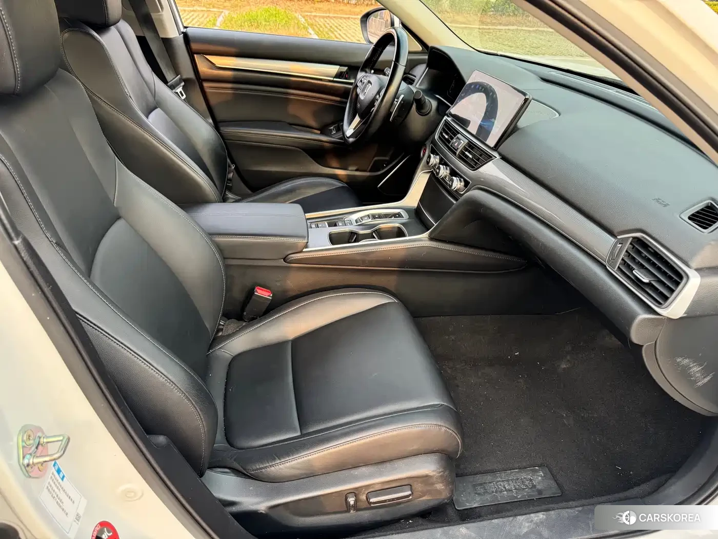 Honda Accord id 4589244 из Китая 11