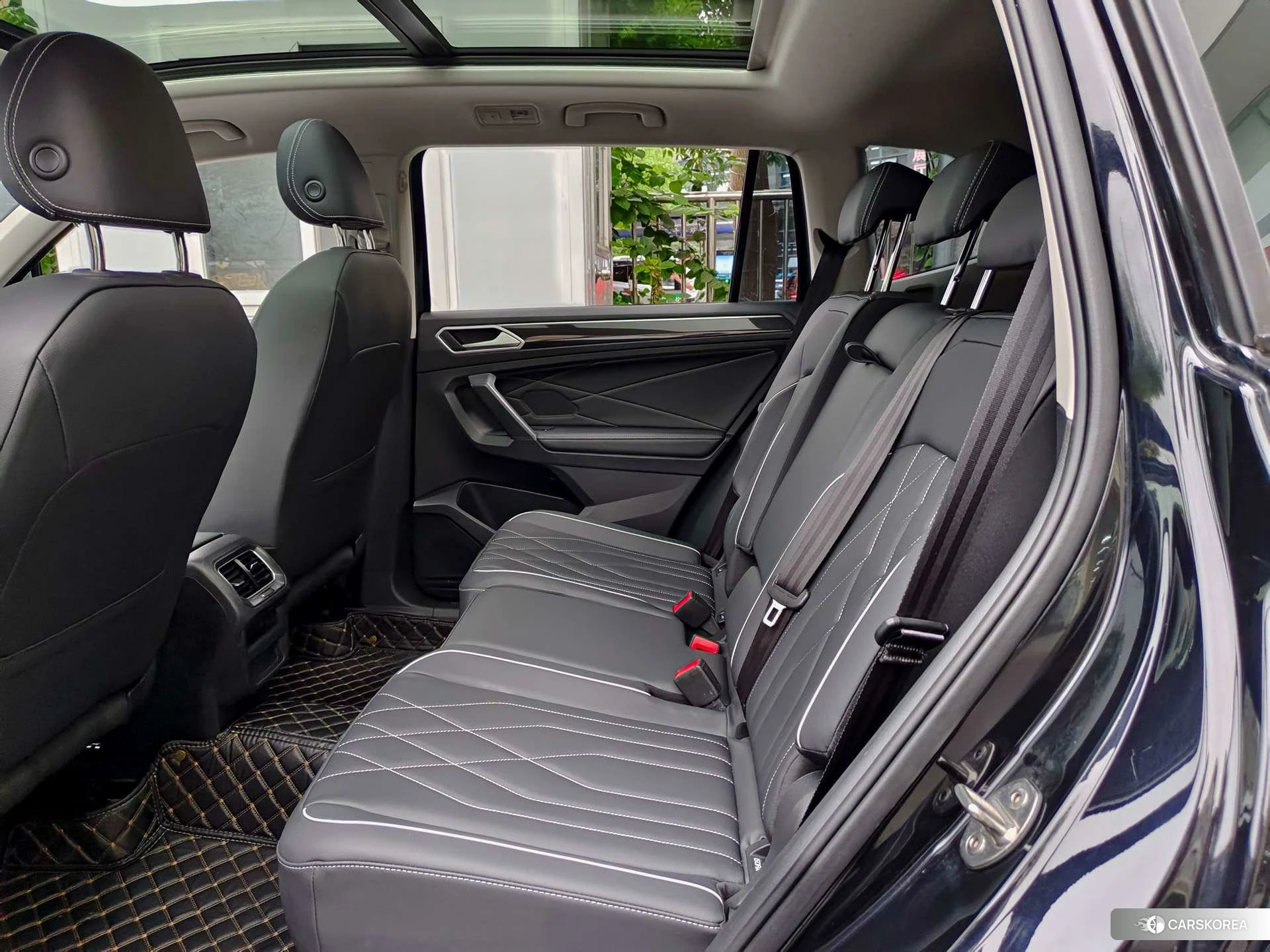 Volkswagen Tiguan L id 4407439 из Китая 8