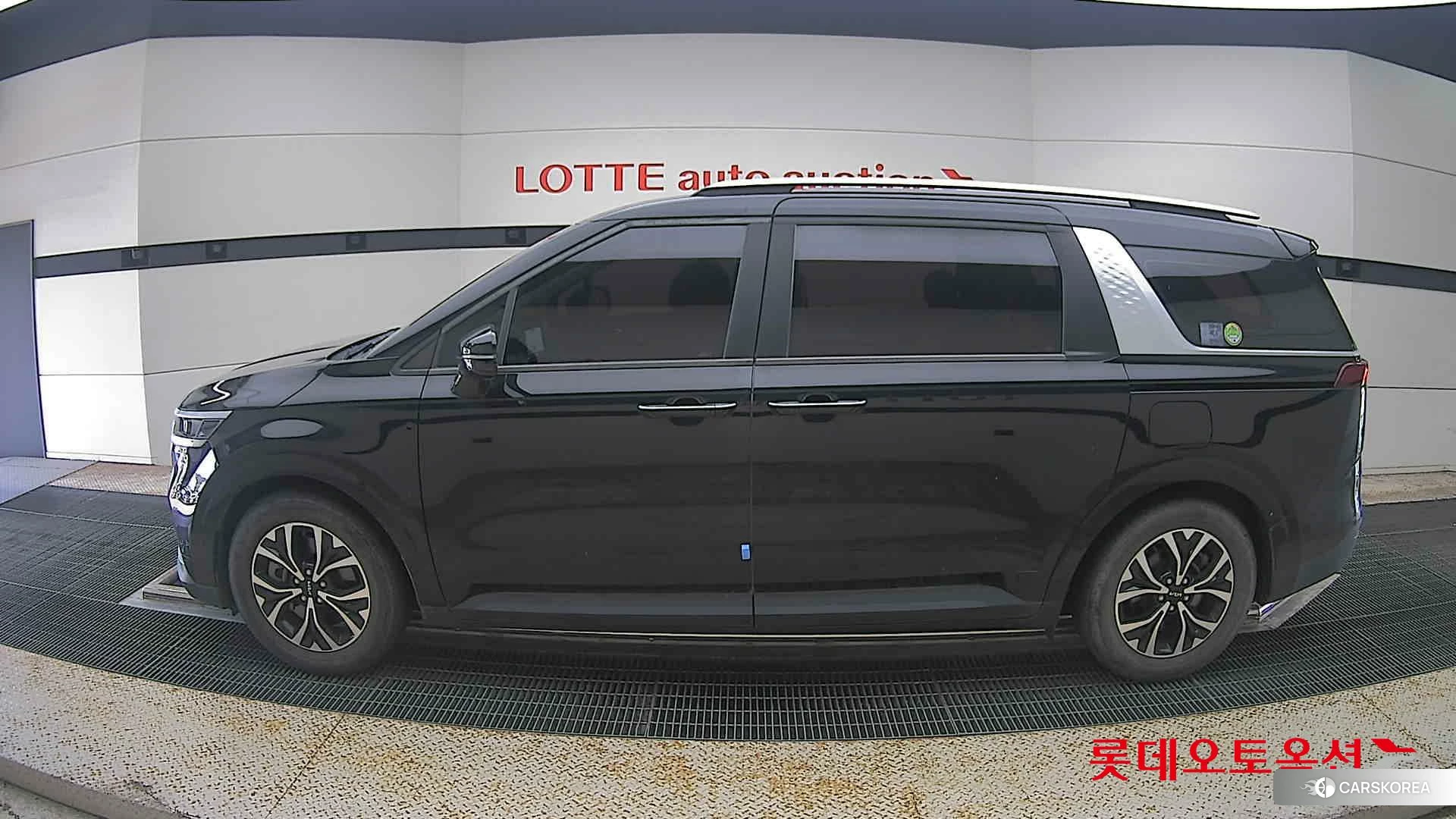 Kia Carnival id 4664328 из Кореи 36