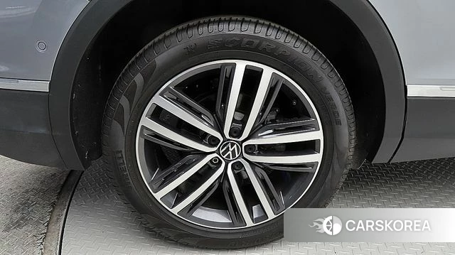 Volkswagen Tiguan Allspace id 4349790 из Кореи 17