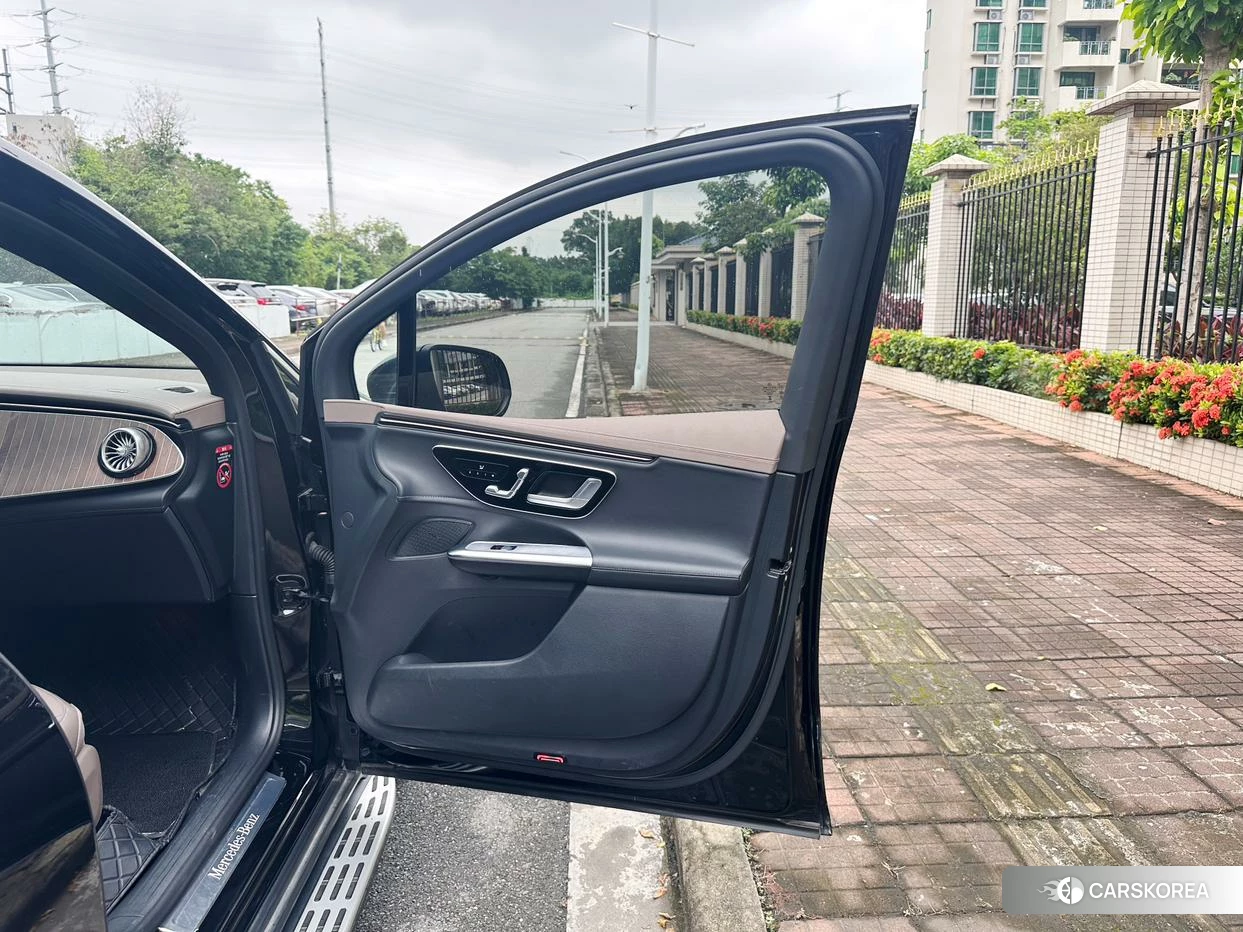 Mercedes-Benz EQE id 4510930 из Китая 17