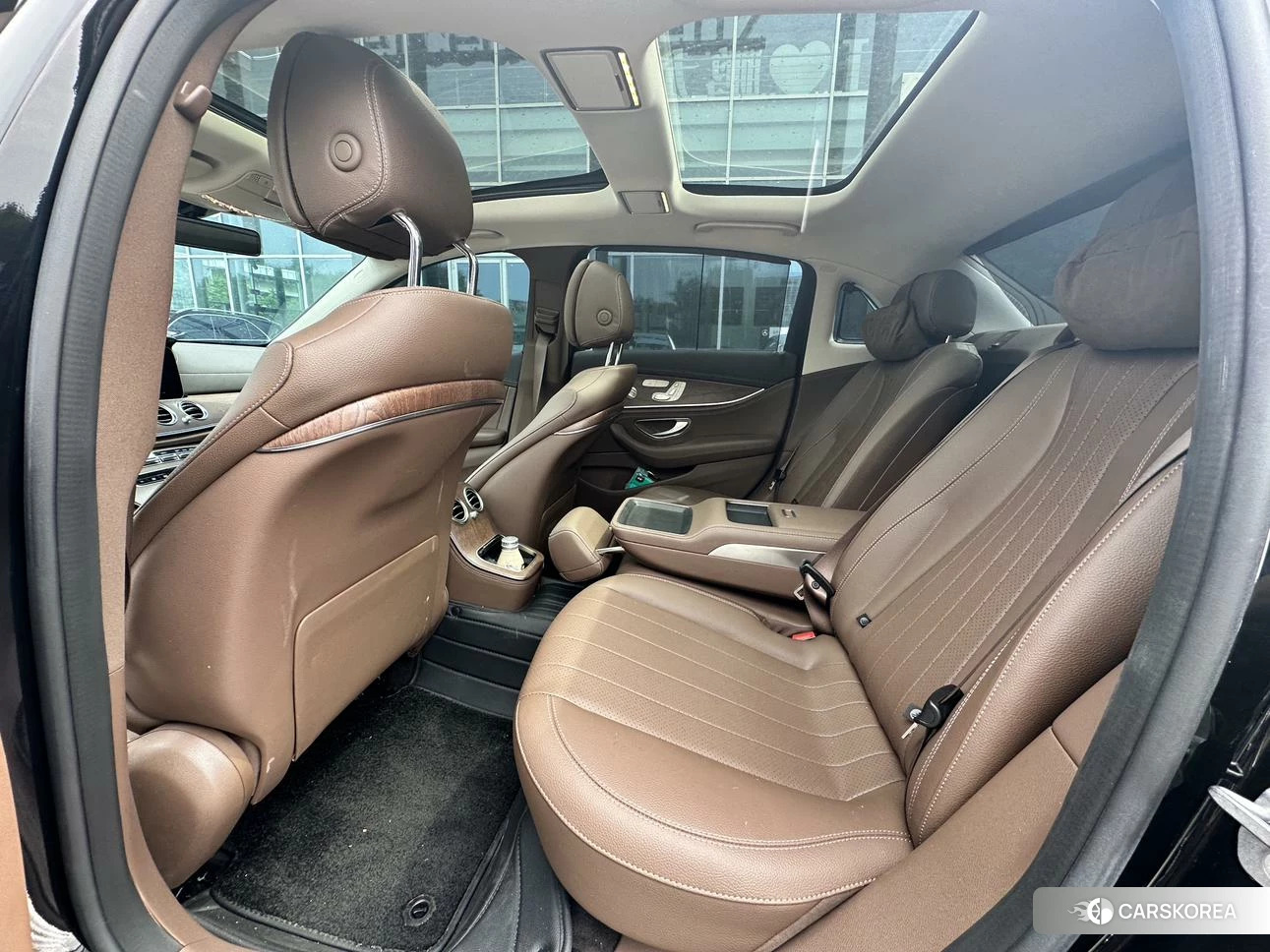Mercedes-Benz E-class id 4454247 из Китая 18