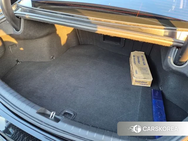 Hyundai The New Grandeur IG id 3640580 из Кореи 17