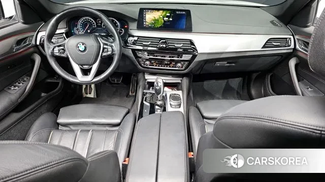 BMW 5 Series (G30) id 3391769 из Кореи 17