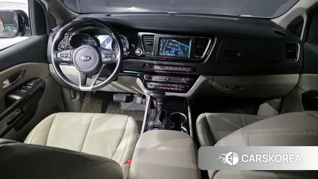 Kia The New Carnival id 3505417 из Кореи 17