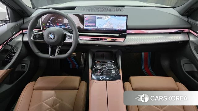 BMW 5 Series (G60) id 4655347 из Кореи 17
