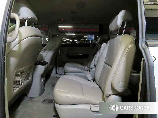 Kia The New Carnival id 4502704 из Кореи 17