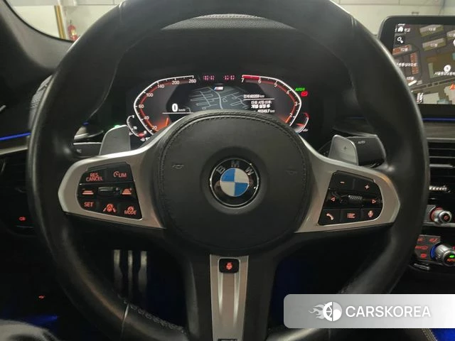 BMW 5 Series (G30) id 3878847 из Кореи 17