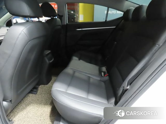 Hyundai The New Avante AD id 3942322 из Кореи 17