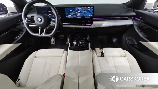 BMW 5 Series (G60) id 3383090 из Кореи 17