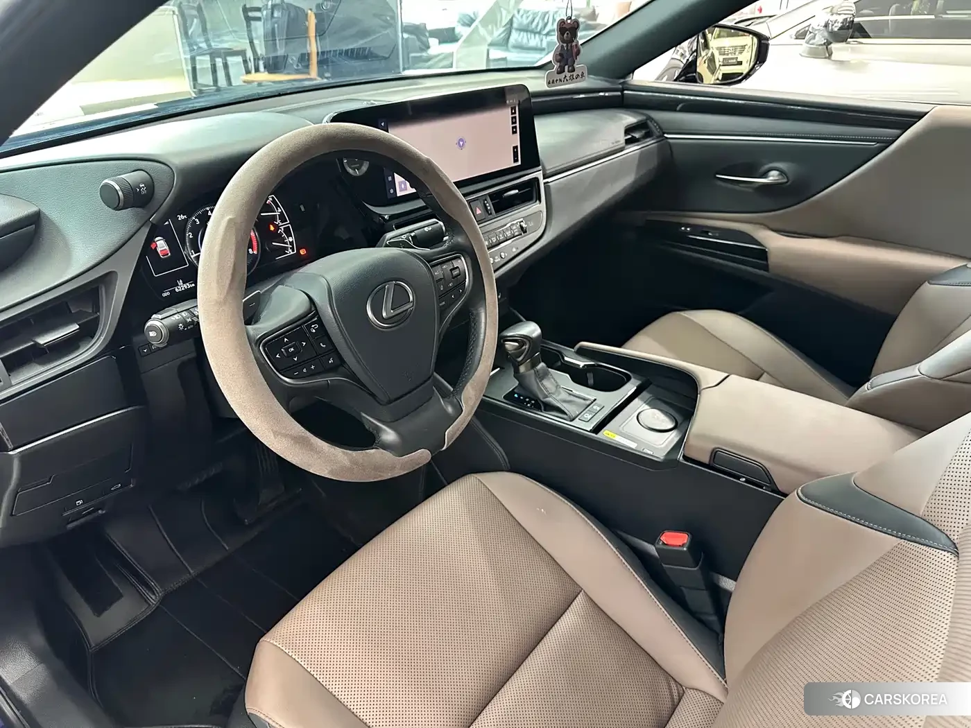 Lexus ES id 4577546 из Китая 16