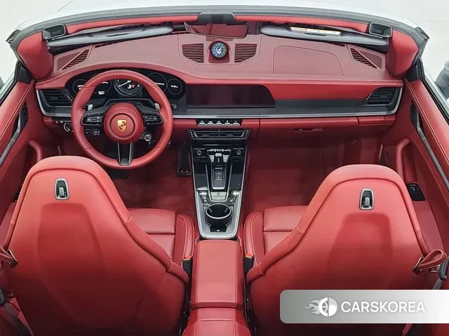 Porsche 911(992) id 3590498 из Кореи 17