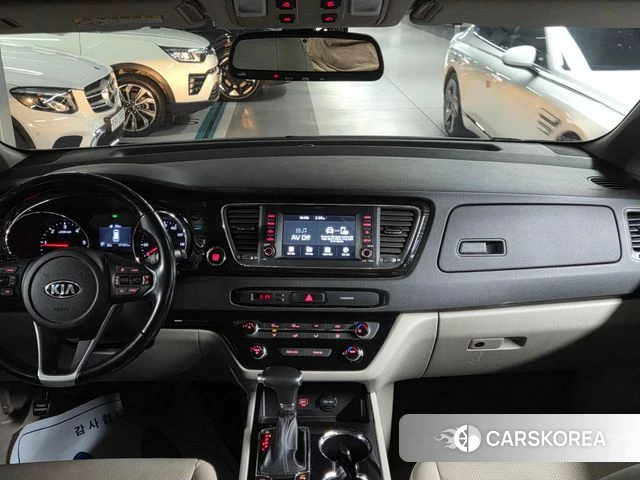 Kia The New Carnival id 4654227 из Кореи 17