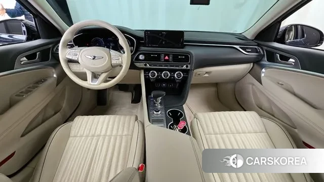 Genesis The New G70 id 3740416 из Кореи 17