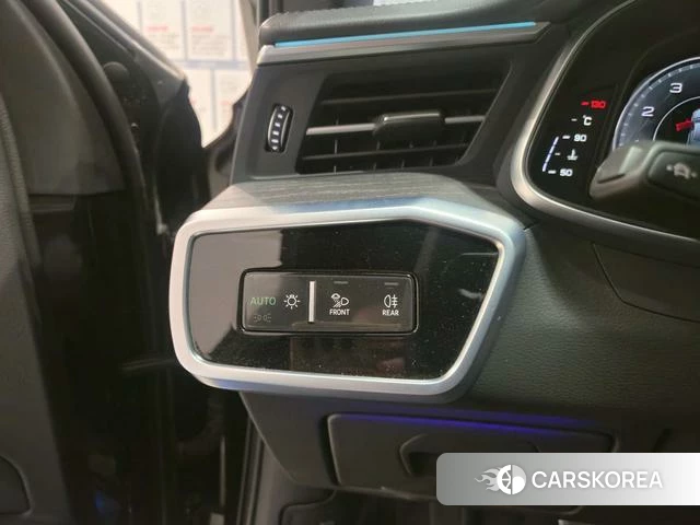 Audi A6L id 4278977 из Китая 21