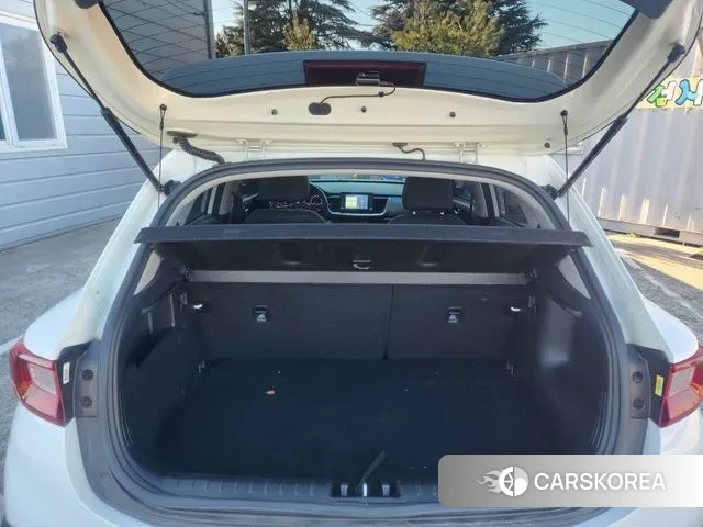 Kia Stonic id 3444692 из Кореи 16