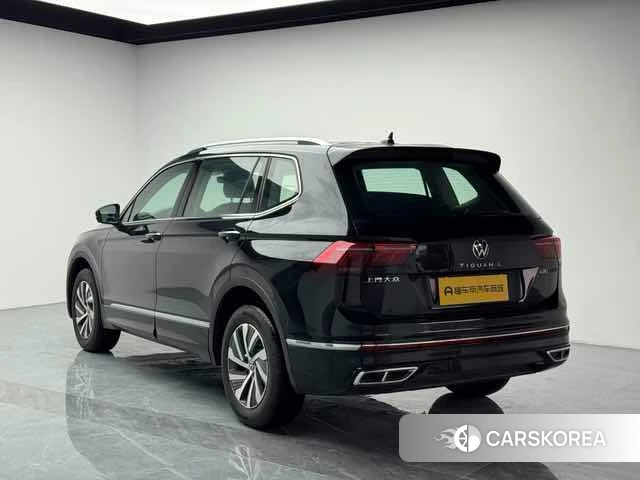 Volkswagen Tiguan L PHEV id 4260990 из Китая 17