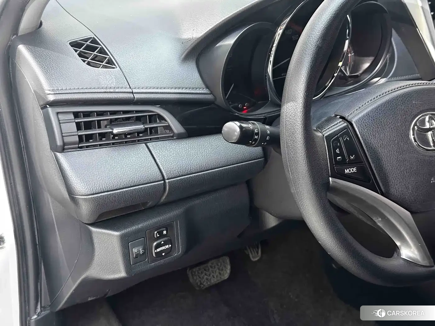 Toyota Yaris L id 4628129 из Китая 25