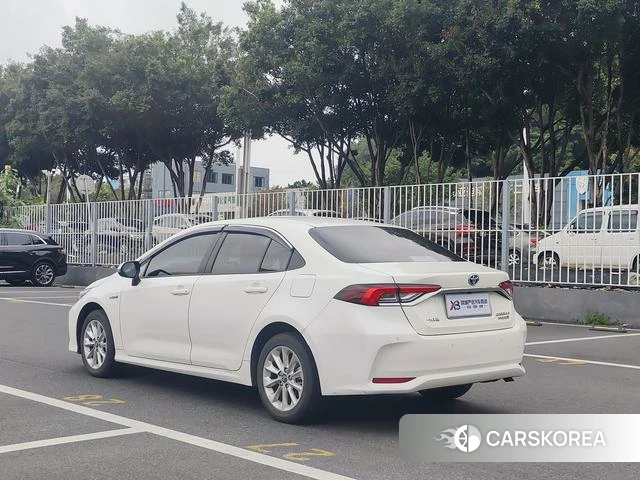 Toyota Corolla id 4365873 из Китая 13