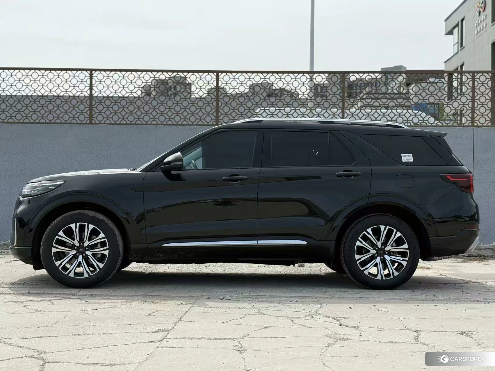 Ford Explorer id 4441383 из Китая 13