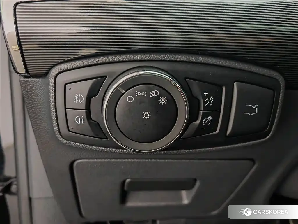 Ford Taurus id 4547494 из Китая 21
