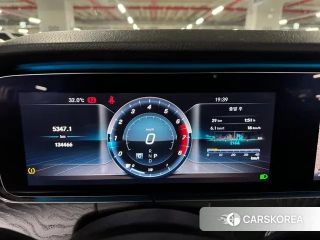 Mercedes-Benz E-Class W213 id 3009342 из Кореи 17