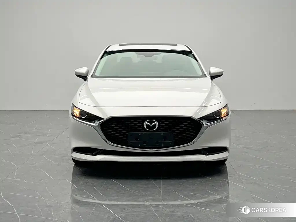 Mazda 3 id 4659712 из Китая 18