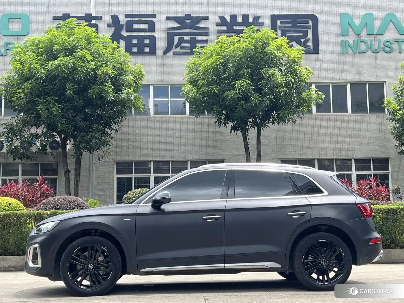 Audi Q5L id 4680704 из Китая 7