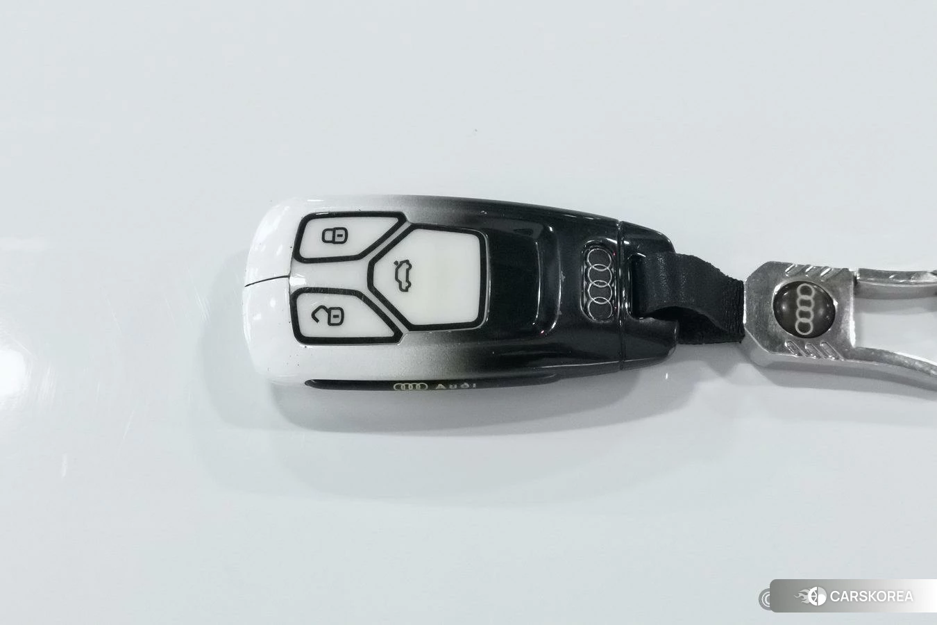 Audi A4L id 4413244 из Китая 21