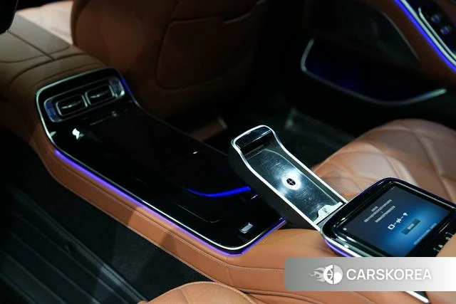 Mercedes-Benz Maybach S-class id 4334835 из Китая 40