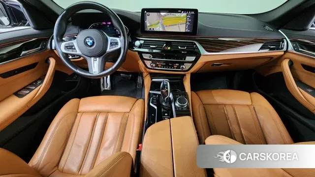 BMW 5 Series (G30) id 3620913 из Кореи 17