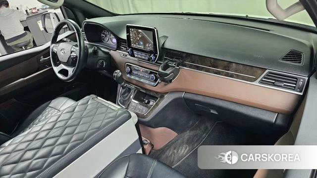 Hyundai The New Grand Starex id 3843730 из Кореи 17