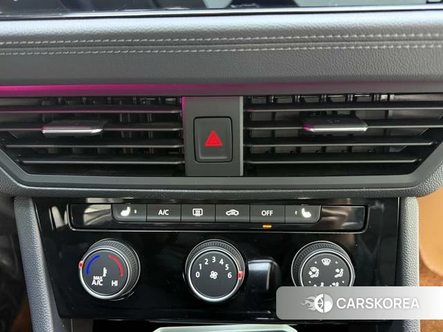 Volkswagen Sagitar id 4263104 из Китая 16