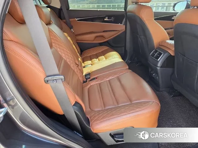 Kia The New Sorento id 3789415 из Кореи 17