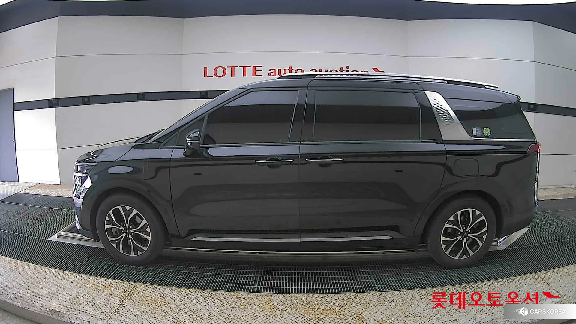 Kia Carnival id 4289587 из Кореи 34