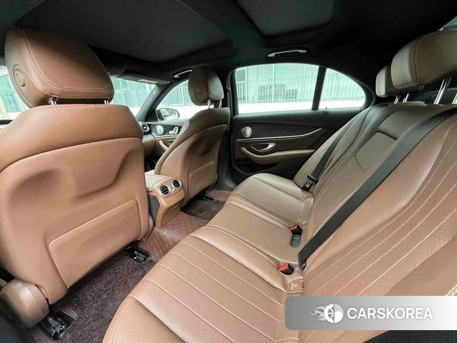 Mercedes-Benz E-class (imported) id 4348236 из Китая 7