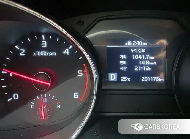 Kia The New Carnival id 3494742 из Кореи 17