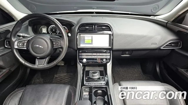 Jaguar XE id 2870673 из Кореи 17