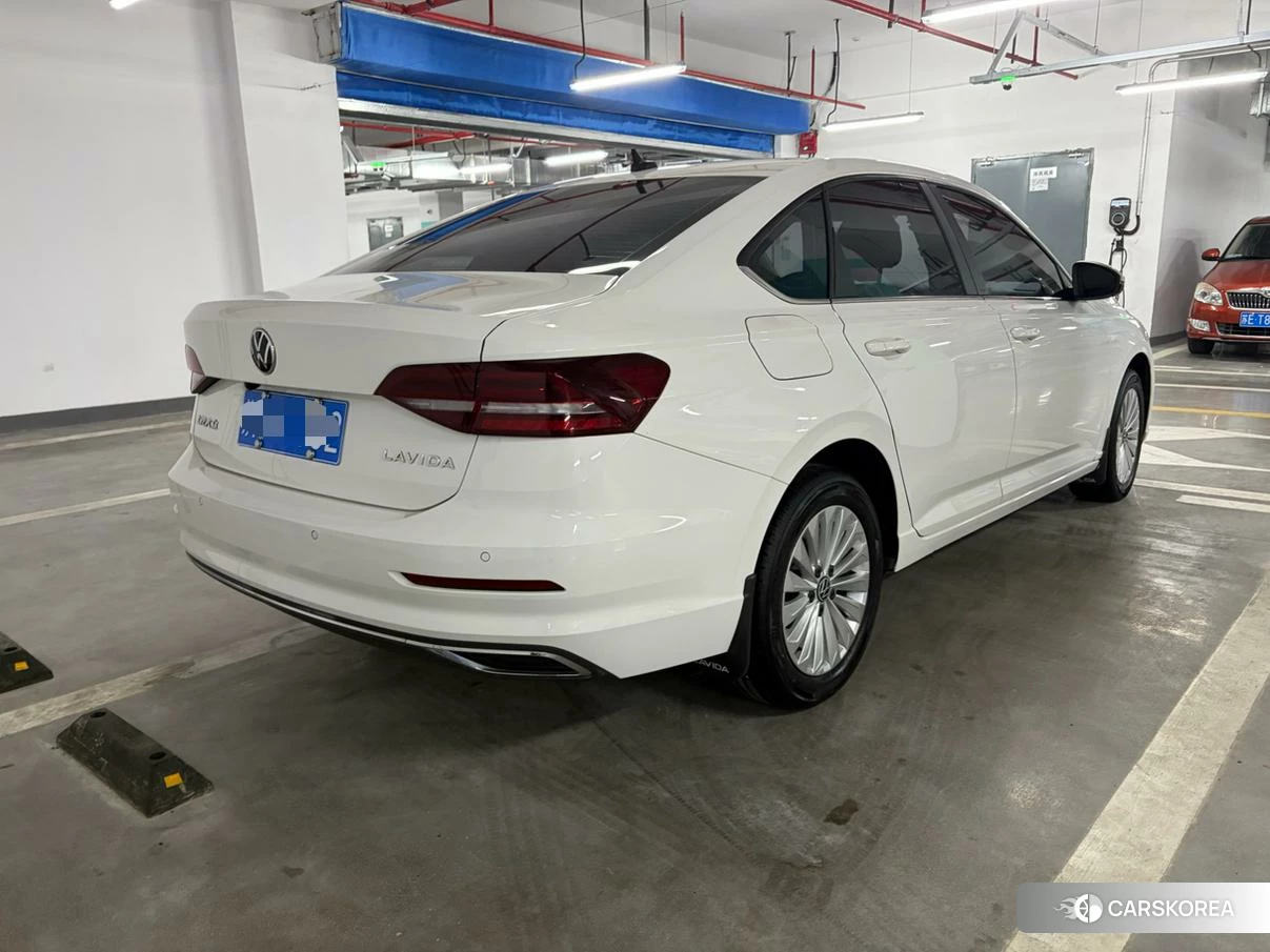 Volkswagen Lavida id 4473733 из Китая 7