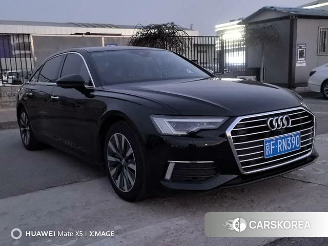 Audi A6L id 3890453 из Китая 9