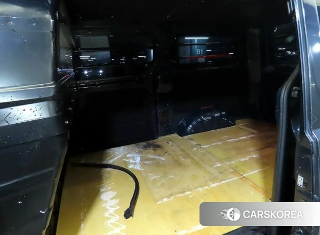 Hyundai The New Grand Starex id 3834827 из Кореи 17