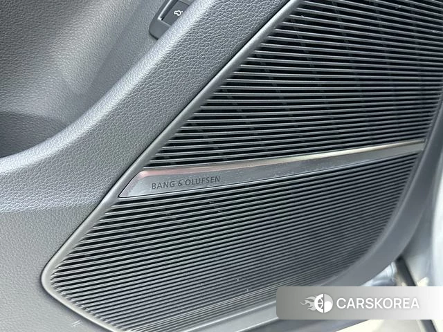 Audi SQ7 id 4259251 из Китая 17