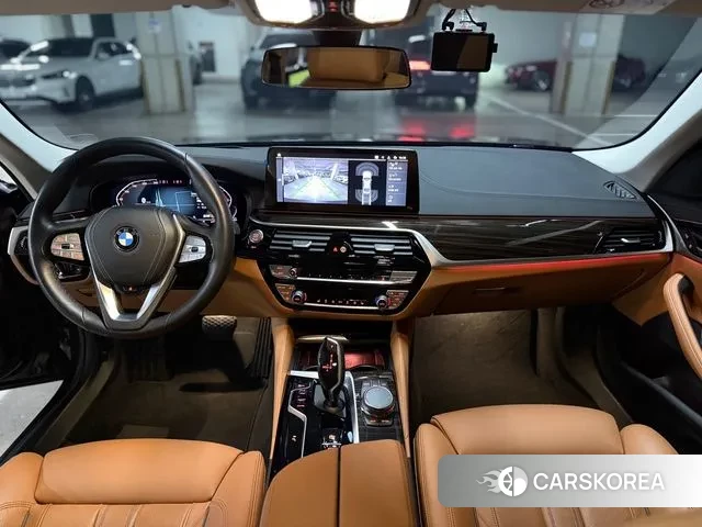 BMW 5 Series (G30) id 3591203 из Кореи 17