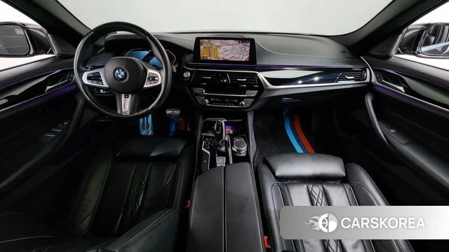 BMW 5 Series (G30) id 4619856 из Кореи 35