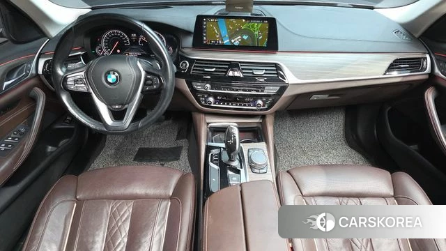 BMW 5 Series (G30) id 4918913 из Кореи 17