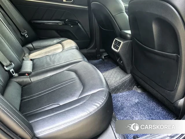 Kia K5 id 4258114 из Китая 13